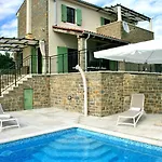 Villa Banic *